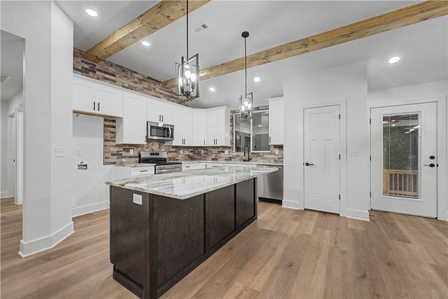 155 Madison 8323, Hindsville, AR 72738