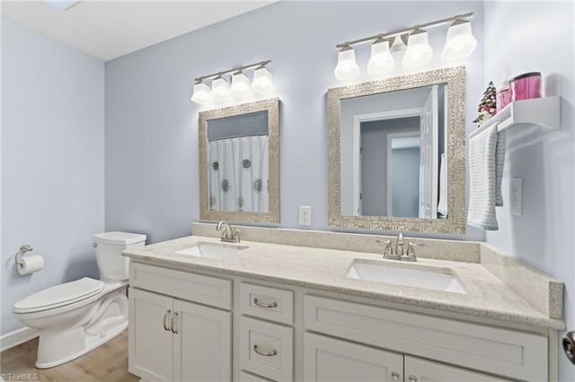 7640 Abington Drive, Kernersville, NC 27284