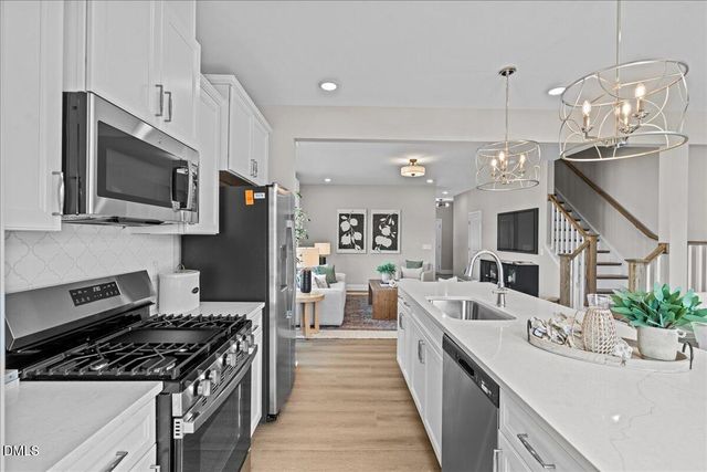 952 Kensley Grove Lane, Fuquay Varina, NC 27526