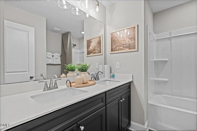 952 Kensley Grove Lane, Fuquay Varina, NC 27526