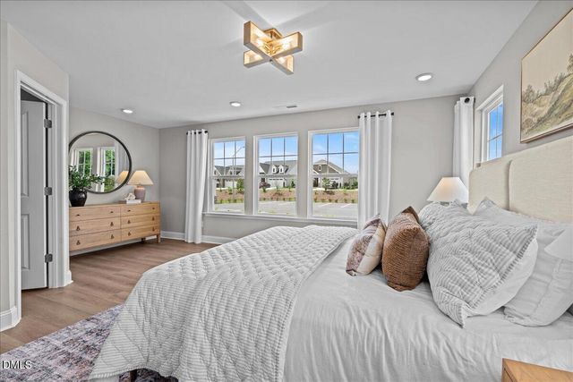 952 Kensley Grove Lane, Fuquay Varina, NC 27526