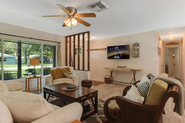 186 23rd Avenue, Vero Beach, FL 32962