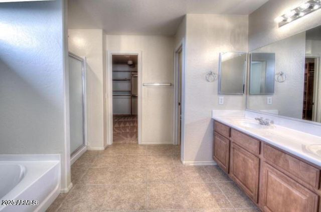 41132 N HUDSON Trail, Anthem, AZ 85086