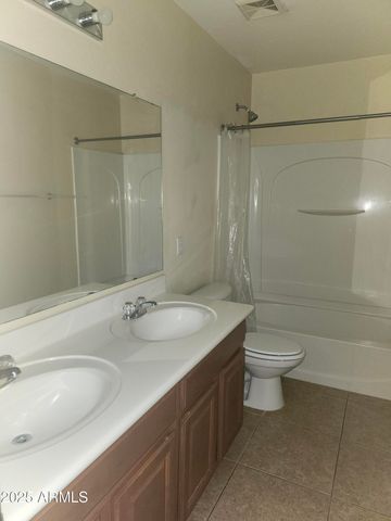 41132 N HUDSON Trail, Anthem, AZ 85086