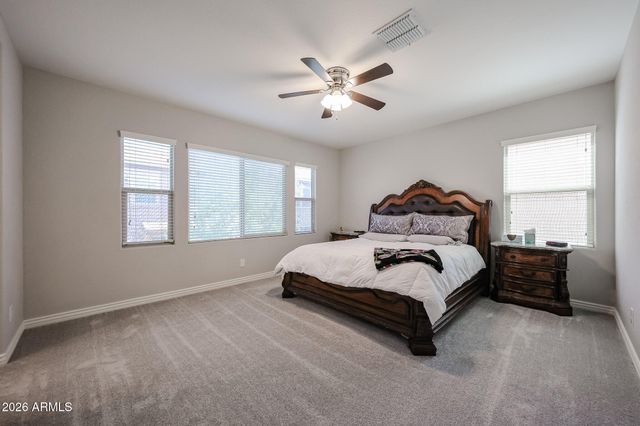 4722 E CIELO GRANDE Avenue, Phoenix, AZ 85050