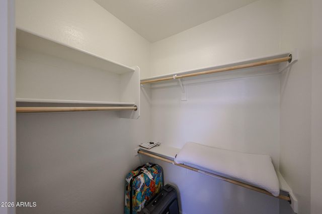 4722 E CIELO GRANDE Avenue, Phoenix, AZ 85050