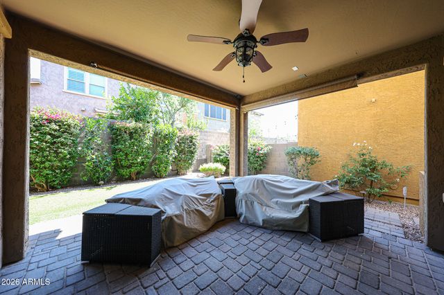 4722 E CIELO GRANDE Avenue, Phoenix, AZ 85050
