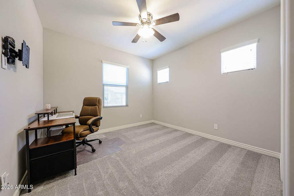 Image 20 of property listing at 4722 E CIELO GRANDE Avenue, Phoenix, AZ 85050