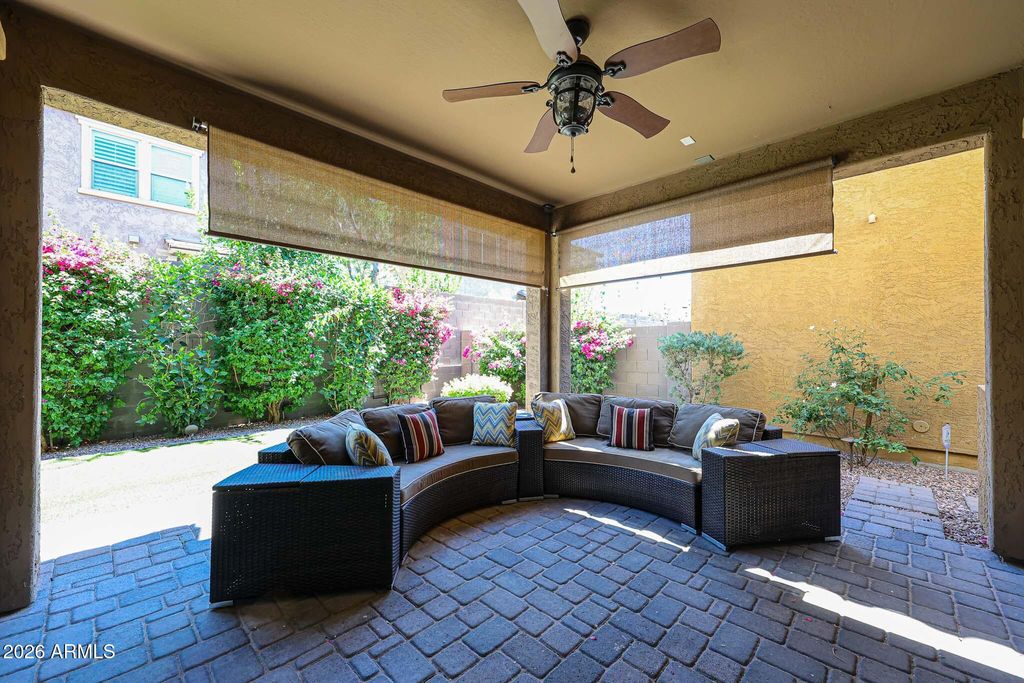 Image 26 of property listing at 4722 E CIELO GRANDE Avenue, Phoenix, AZ 85050