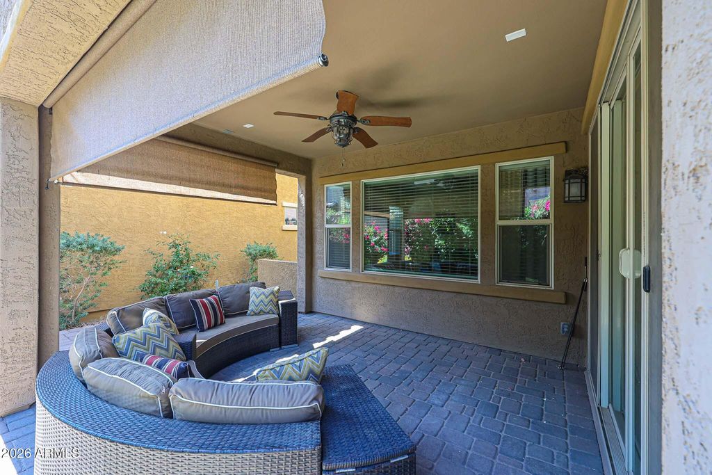 Image 27 of property listing at 4722 E CIELO GRANDE Avenue, Phoenix, AZ 85050
