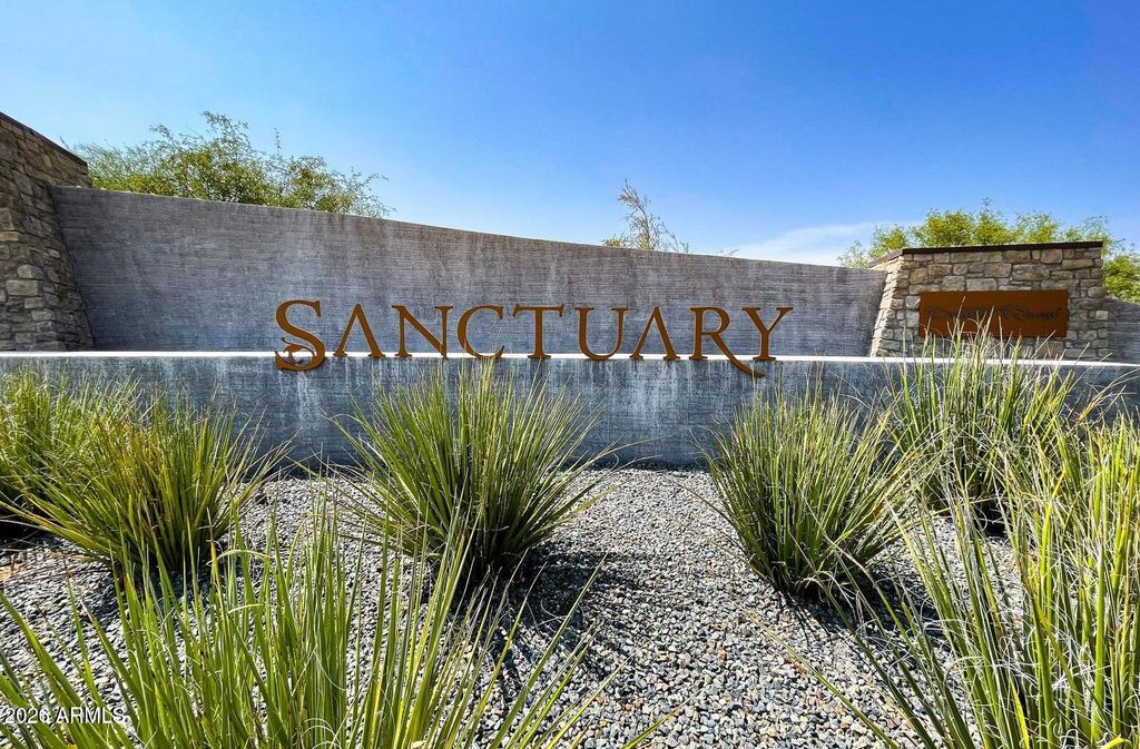 Image 30 of property listing at 4722 E CIELO GRANDE Avenue, Phoenix, AZ 85050