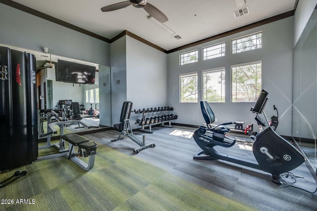 Image 37 of property listing at 4722 E CIELO GRANDE Avenue, Phoenix, AZ 85050