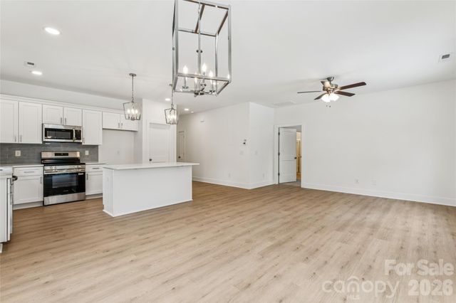 216 Magnolia Street, Statesville, NC 28677