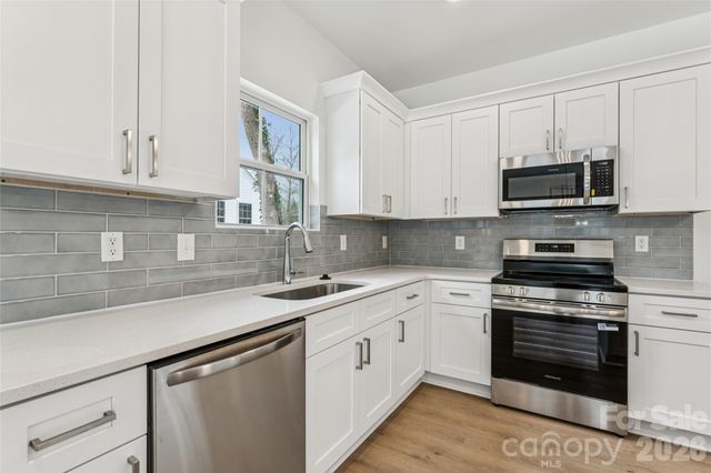 216 Magnolia Street, Statesville, NC 28677