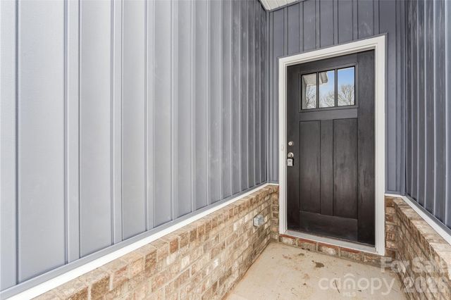 216 Magnolia Street, Statesville, NC 28677