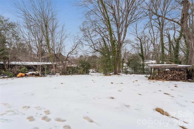 216 Magnolia Street, Statesville, NC 28677