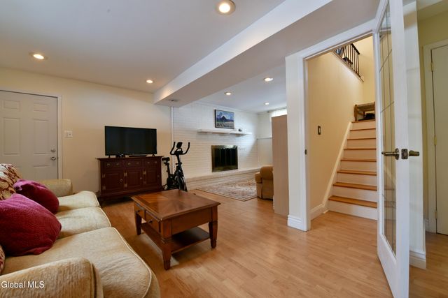 7 White Pine Lane, Wilton, NY 12866