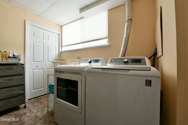 7 White Pine Lane, Wilton, NY 12866