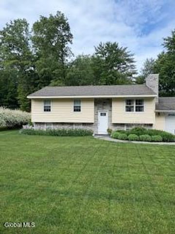 7 White Pine Lane, Wilton, NY 12866