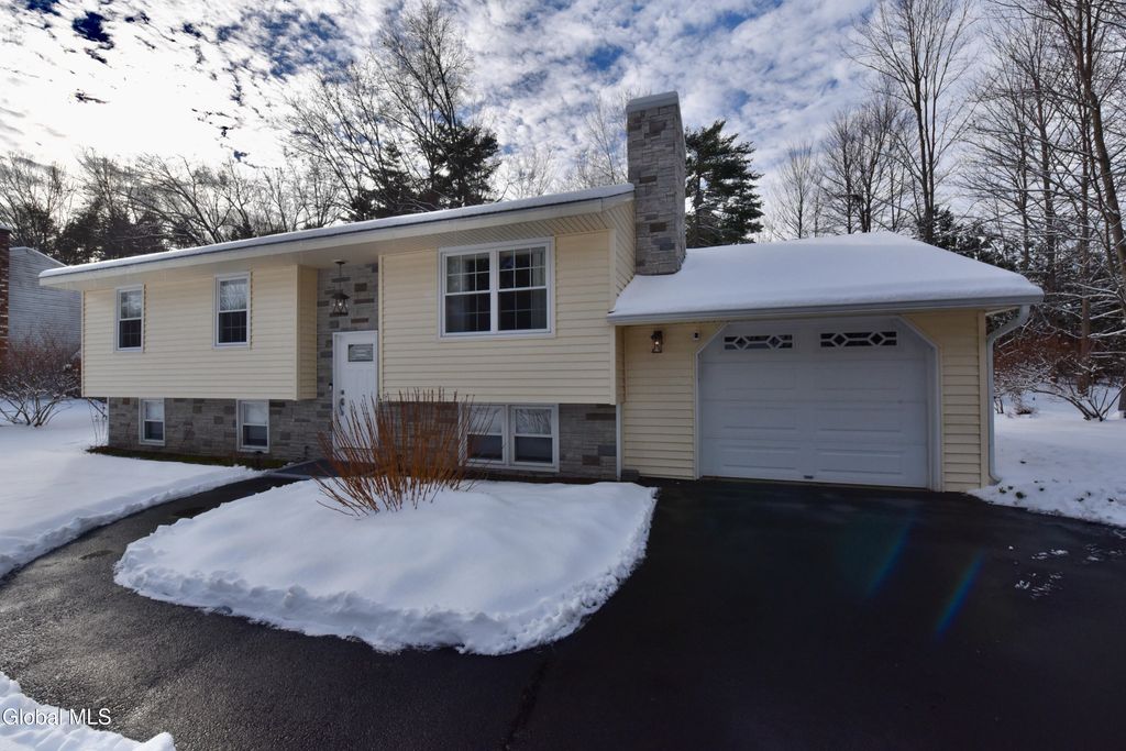 7 White Pine Lane, Wilton, NY 12866