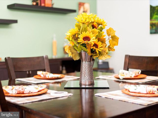 521 TRIGGERFISH DR, Oxon Hill, MD 20745