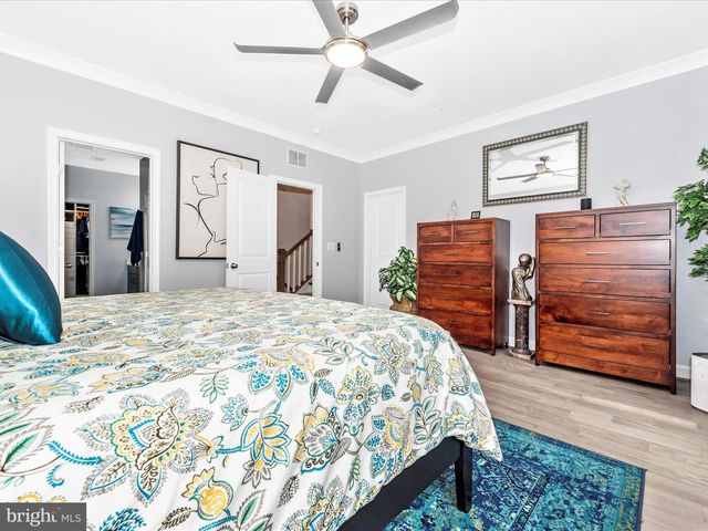 521 TRIGGERFISH DR, Oxon Hill, MD 20745