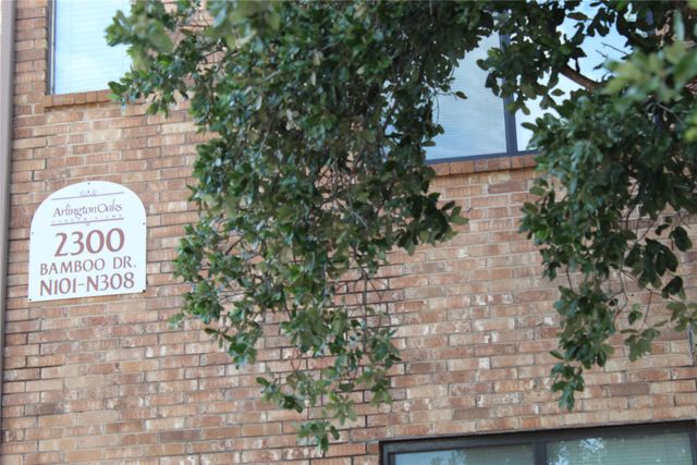2300 Bamboo Drive N114, Arlington, TX 76006
