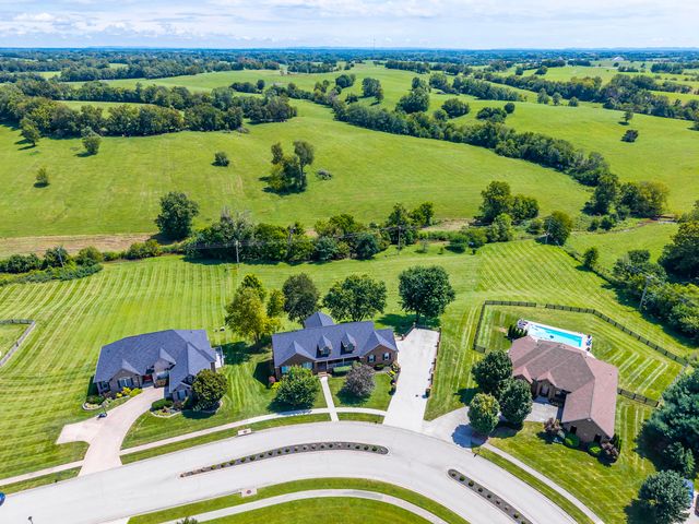 2051 Moss Creek Court, Richmond, KY 40475