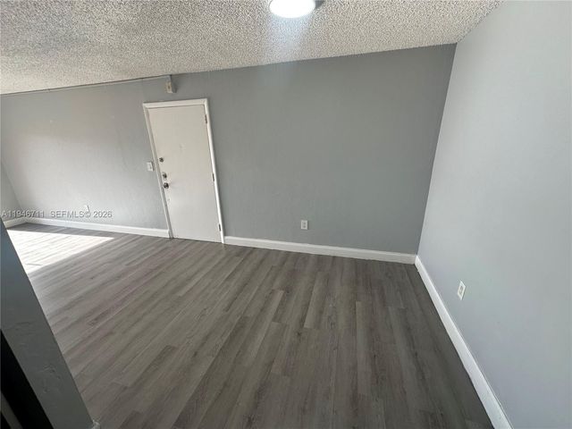 7200 Fairway Dr. H10, Miami Lakes, FL 33014