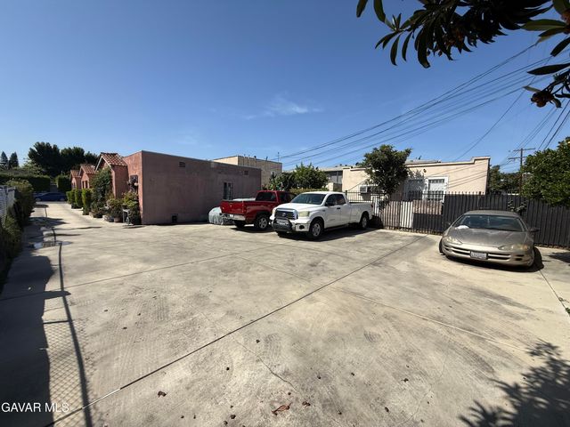 1171 W 38th Street, Los Angeles, CA 90037