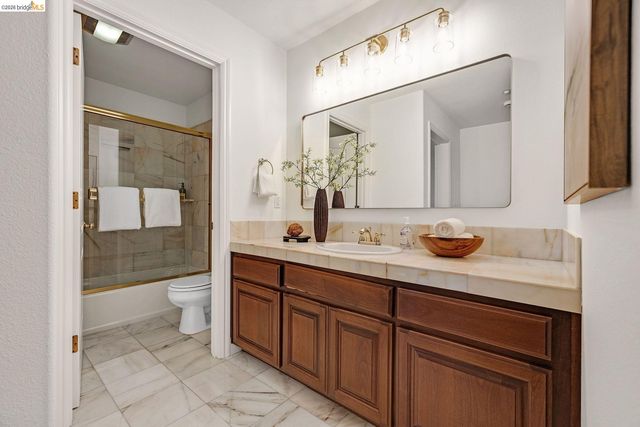 6203 Westwood Way, Oakland, CA 94611