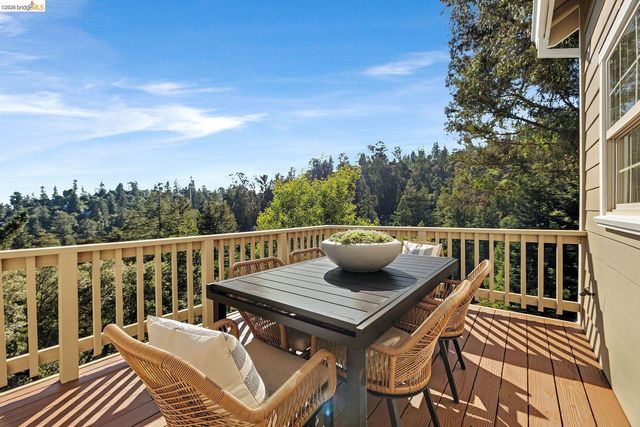 6203 Westwood Way, Oakland, CA 94611