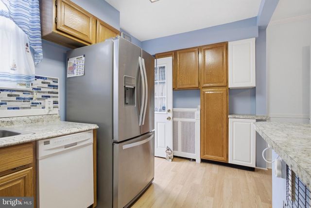 154 WOODLAND AVE, Lansdowne, PA 19050