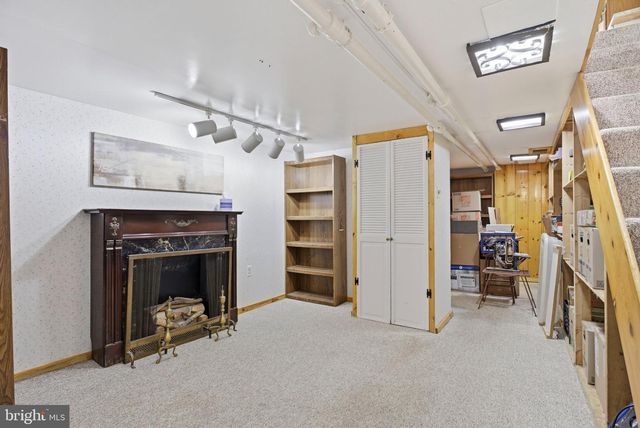 154 WOODLAND AVE, Lansdowne, PA 19050