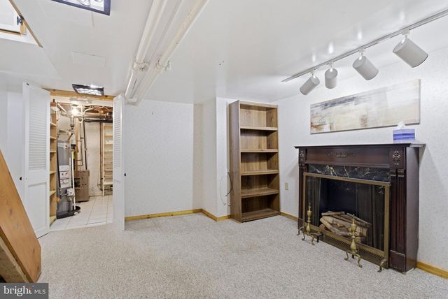 154 WOODLAND AVE, Lansdowne, PA 19050