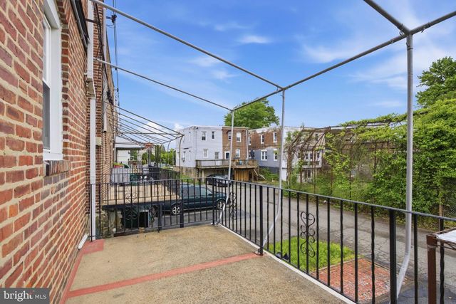 154 WOODLAND AVE, Lansdowne, PA 19050