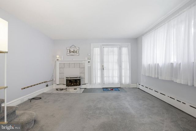 154 WOODLAND AVE, Lansdowne, PA 19050
