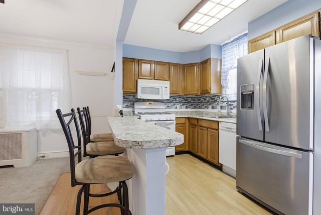 154 WOODLAND AVE, Lansdowne, PA 19050