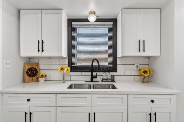 4648 S 14th STREET, Milwaukee, WI 53221