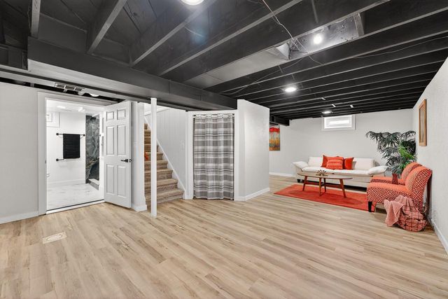 4648 S 14th STREET, Milwaukee, WI 53221