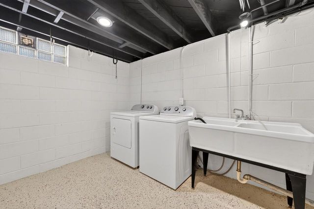 4648 S 14th STREET, Milwaukee, WI 53221