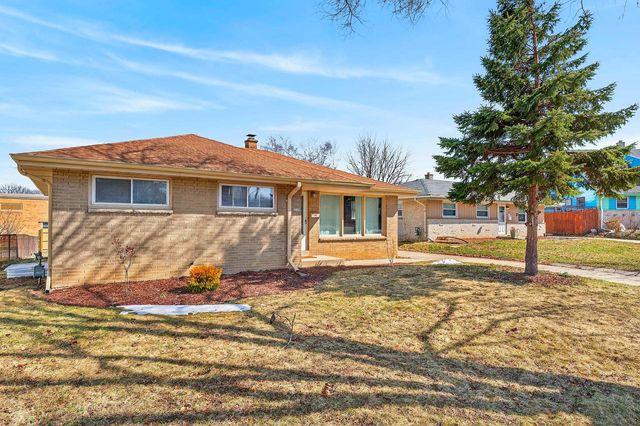 4648 S 14th STREET, Milwaukee, WI 53221