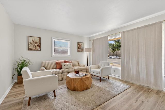 4648 S 14th STREET, Milwaukee, WI 53221