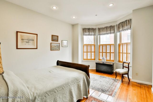 159 1st Street, Troy, NY 12180