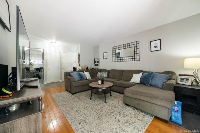 70 West Street B6, Harrison, NY 10528