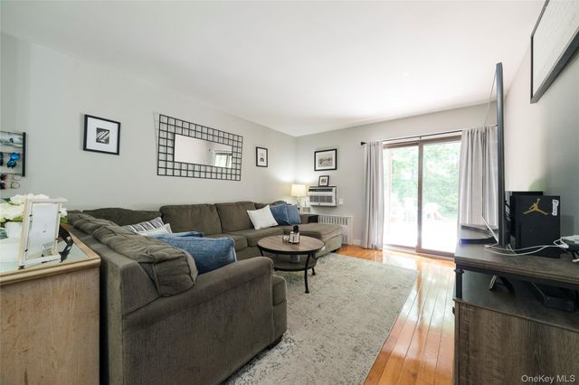 70 West Street B6, Harrison, NY 10528