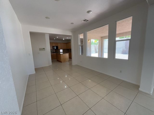 9412 Forest Edge Avenue, Las Vegas, NV 89149