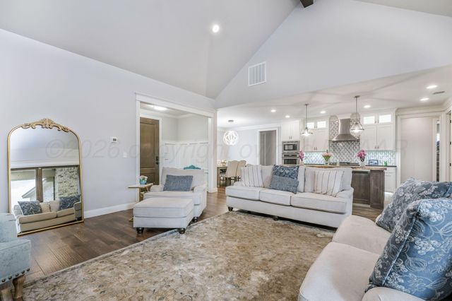 7902 GOLDENVIEW Circle, Amarillo, TX 79119