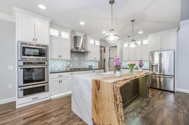 7902 GOLDENVIEW Circle, Amarillo, TX 79119