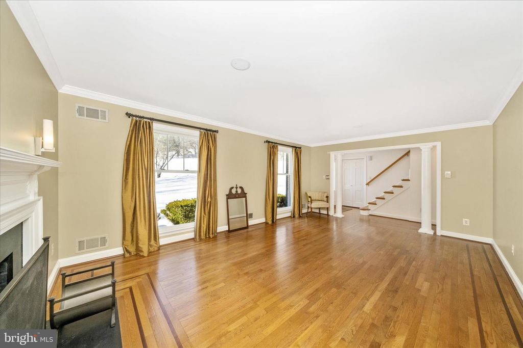 Image 11 of property listing at 6501 GREEN VALLEY RD, New Market, MD 21774